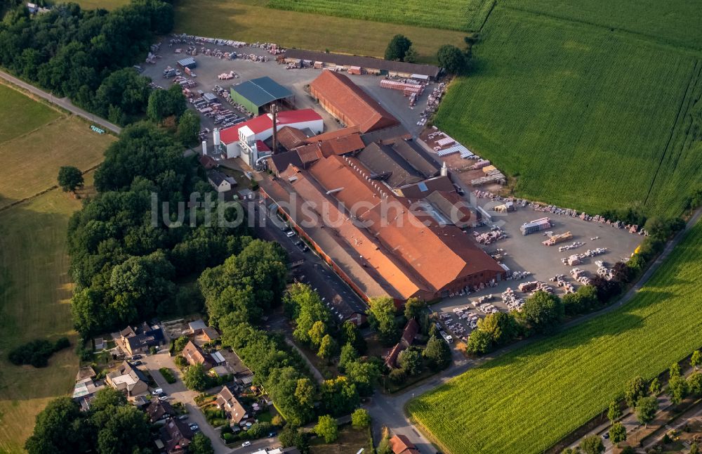 Luftbild Schermbeck - Werksgelände der Dachziegelwerke Nelskamp GmbH in Schermbeck im Bundesland Nordrhein-Westfalen, Deutschland