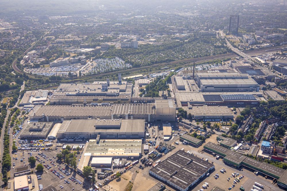 Luftbild Düsseldorf - Werksgelände der Daimler AG in Düsseldorf im Bundesland Nordrhein-Westfalen, Deutschland