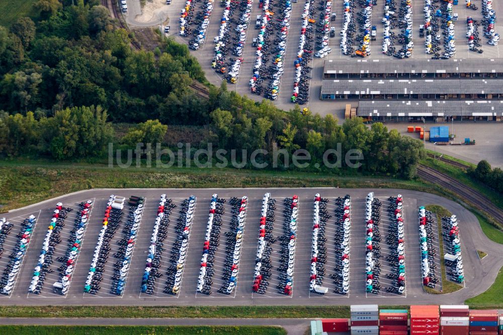 Wörth am Rhein aus der Vogelperspektive: Werksgelände der Daimler Truck AG in Wörth am Rhein im Bundesland Rheinland-Pfalz, Deutschland