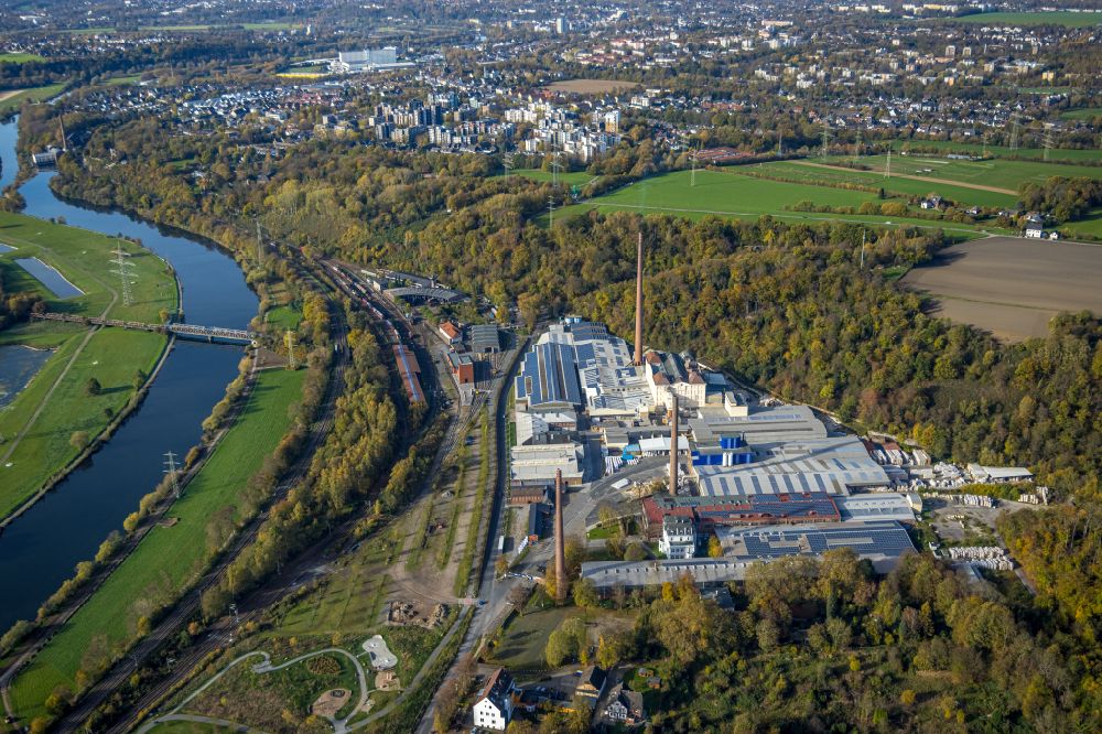 Bochum von oben - Werksgelände der der P-D Refractories GmbH im Ruhrauenpark in Bochum im Bundesland Nordrhein-Westfalen - NRW, Deutschland