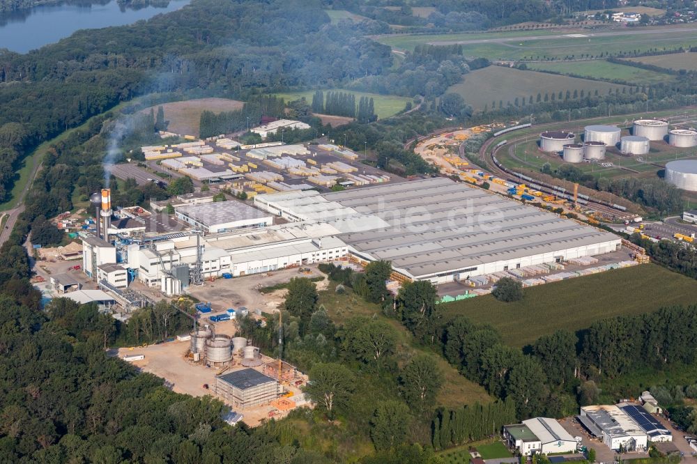 Luftaufnahme Speyer - Werksgelände des Dämmstoff- und Chemieproduzenten Saint-Gobain Isover G+H AG in Speyer im Bundesland Rheinland-Pfalz, Deutschland
