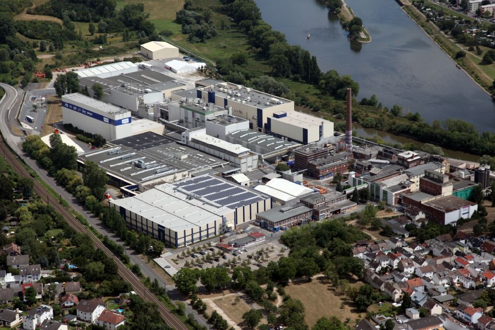 Mainz-Kostheim von oben - Werksgelände der Essity Operations Mainz-Kostheim GmbH in Mainz-Kostheim im Bundesland Hessen, Deutschland