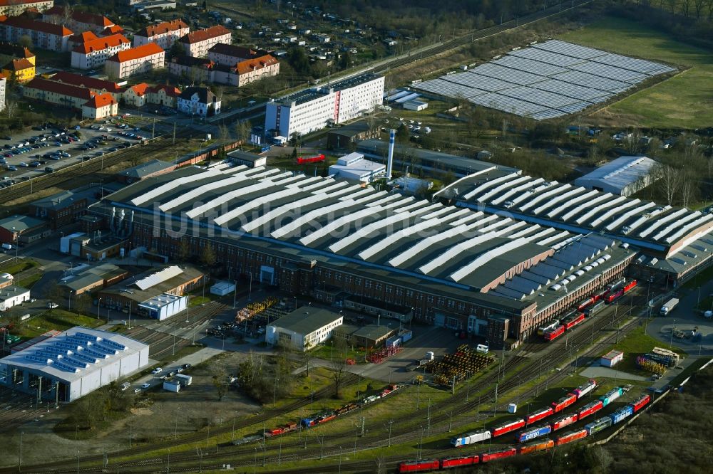 Dessau aus der Vogelperspektive: Werksgelände der DB Fahrzeuginstandhaltung GmbH in Dessau im Bundesland Sachsen-Anhalt, Deutschland