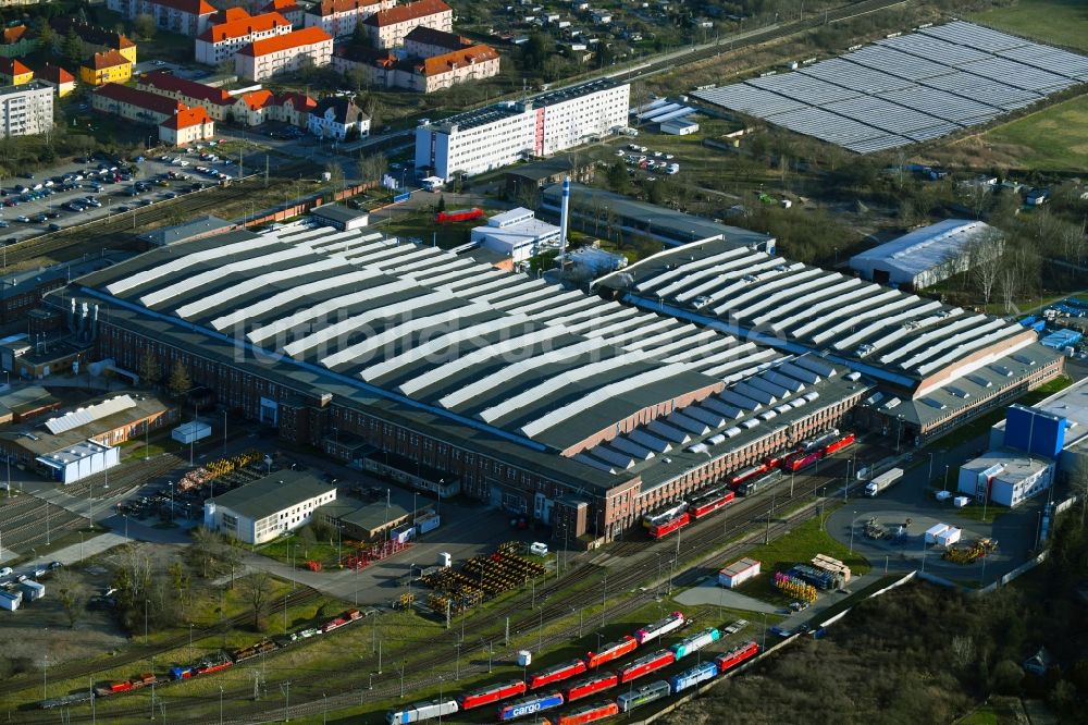 Luftaufnahme Dessau - Werksgelände der DB Fahrzeuginstandhaltung GmbH in Dessau im Bundesland Sachsen-Anhalt, Deutschland