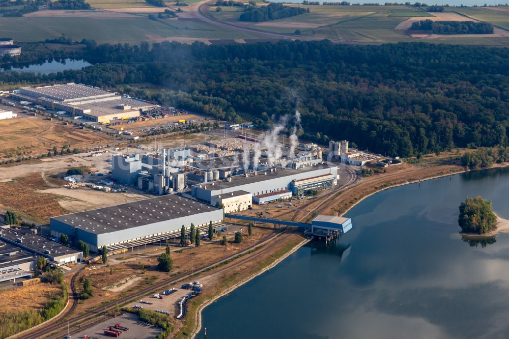 Wörth am Rhein von oben - Werksgelände der Firmengelände der Papierfabrik Palm GmbH & Co. KG in Wörth am Rhein im Bundesland Rheinland-Pfalz, Deutschland