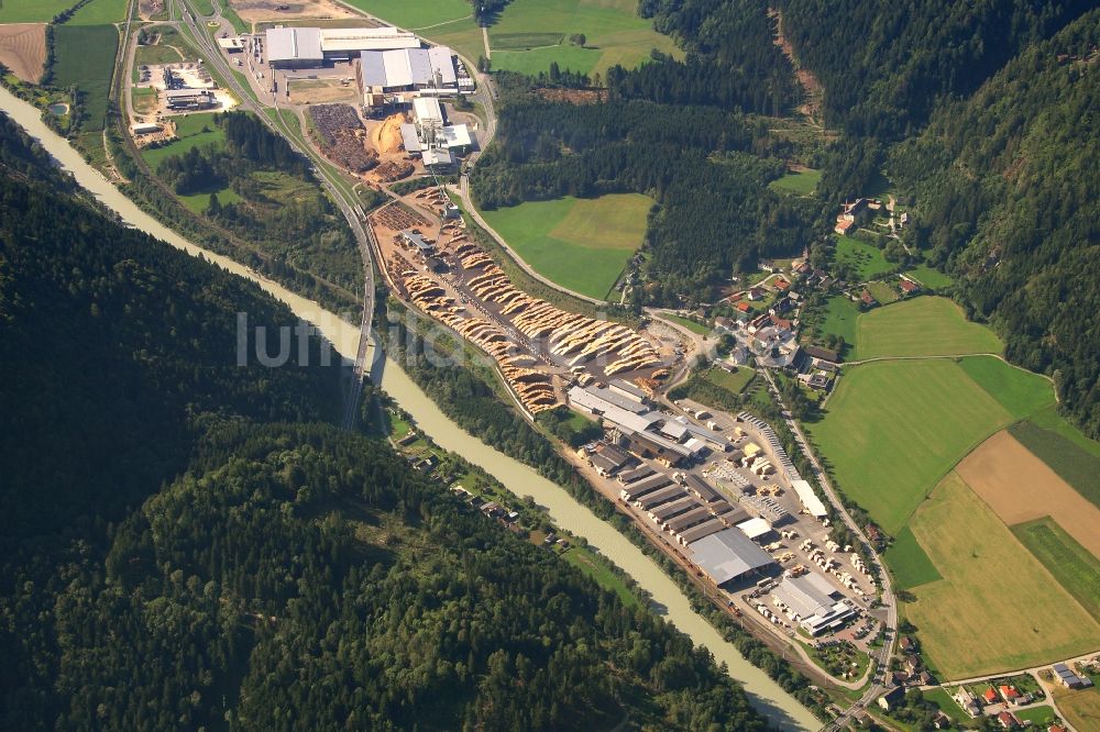 Luftbild Sachsenburg - Werksgelände der HASSLACHER NORICA TIMBER - HASSLACHER Gruppe in Sachsenburg in Kärnten, Österreich