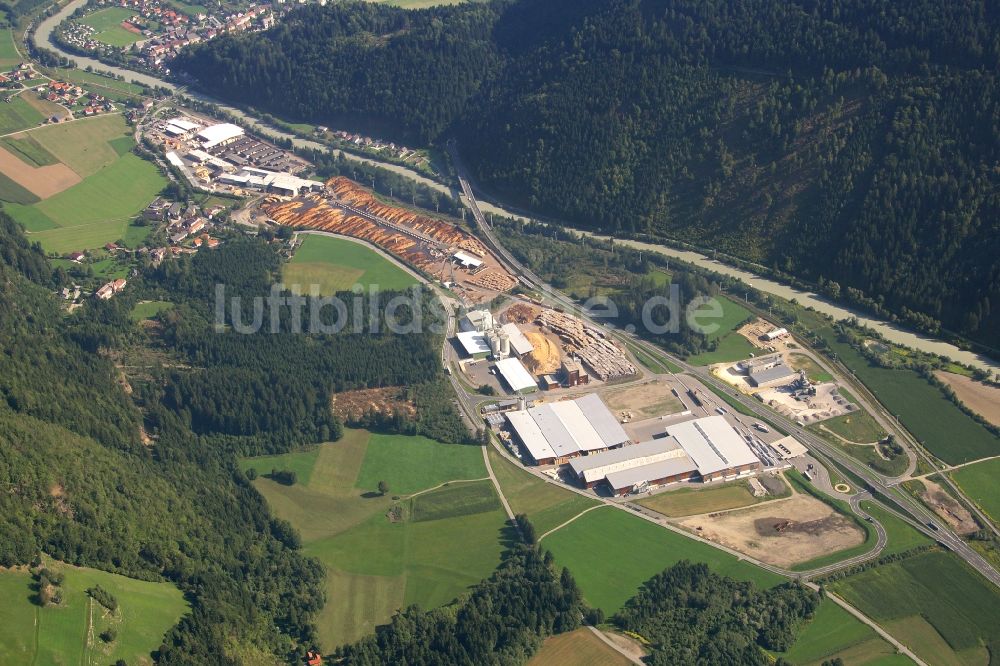 Luftaufnahme Sachsenburg - Werksgelände der HASSLACHER NORICA TIMBER - HASSLACHER Gruppe in Sachsenburg in Kärnten, Österreich