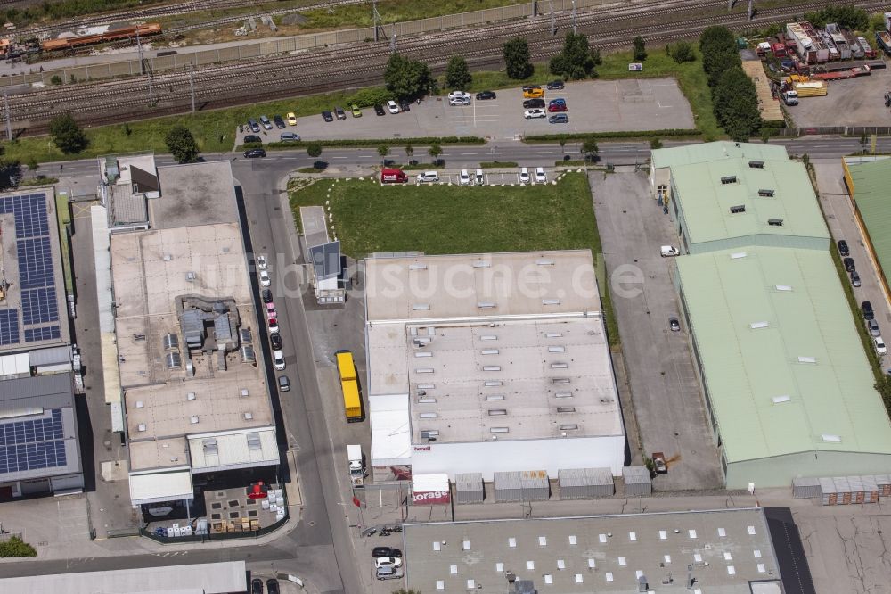 Luftbild Villach - Werksgelände der Henelit Lackfabrik GmbH in Villach in Kärnten, Österreich