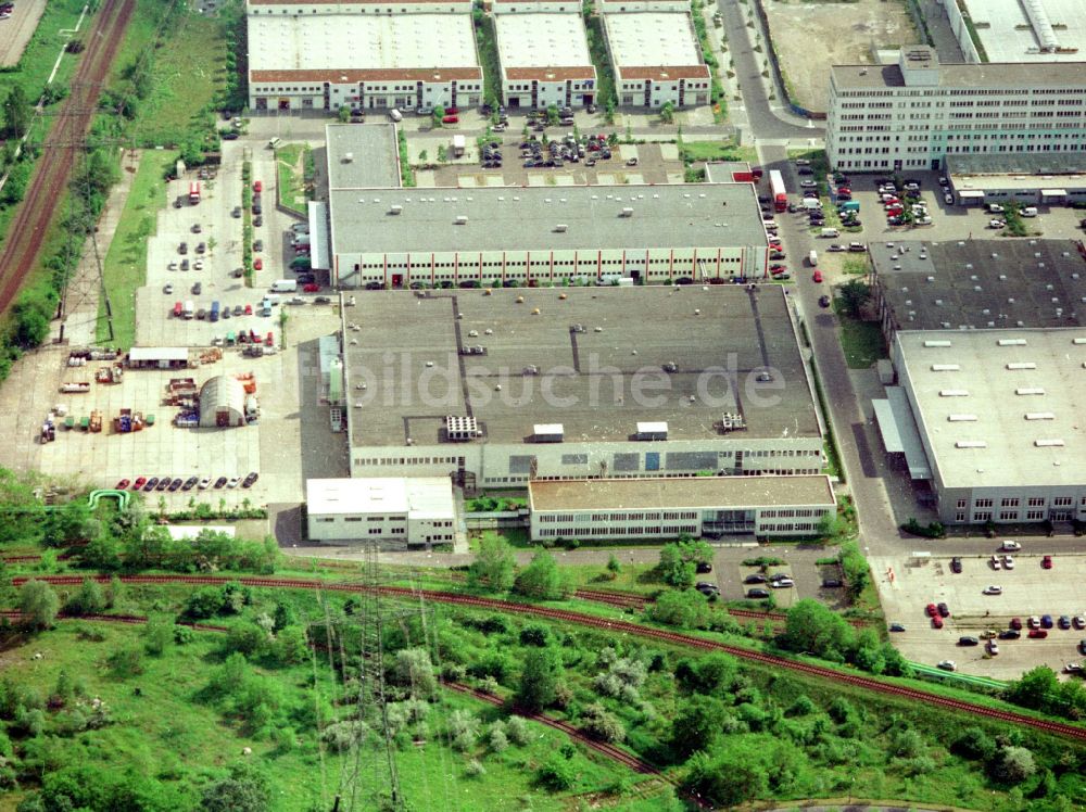 Luftbild Berlin - Werksgelände der HMP Heidenhain Microprint GmbH in Berlin, Deutschland