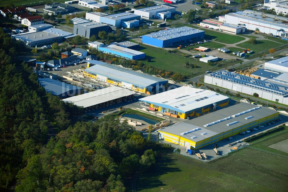 Luftbild Burg - Werksgelände der Ing.-Holzbau Schnoor GmbH & Co. KG in Burg im Bundesland Sachsen-Anhalt, Deutschland