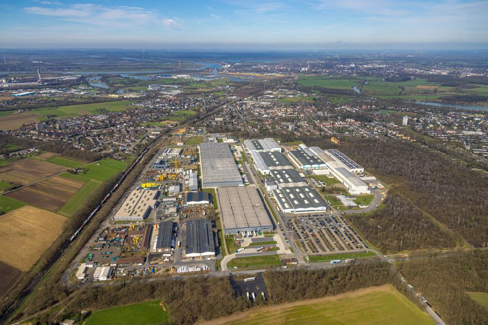 Luftbild Voerde (Niederrhein) - Werksgelände der Knauf Interfer SE Am Industriepark im Ortsteil Friedrichsfeld in Voerde (Niederrhein) im Bundesland Nordrhein-Westfalen