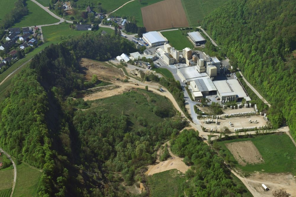 Bollschweil von oben - Werksgelände der Knauf Marmorit GmbH in Bollschweil im Bundesland Baden-Württemberg, Deutschland