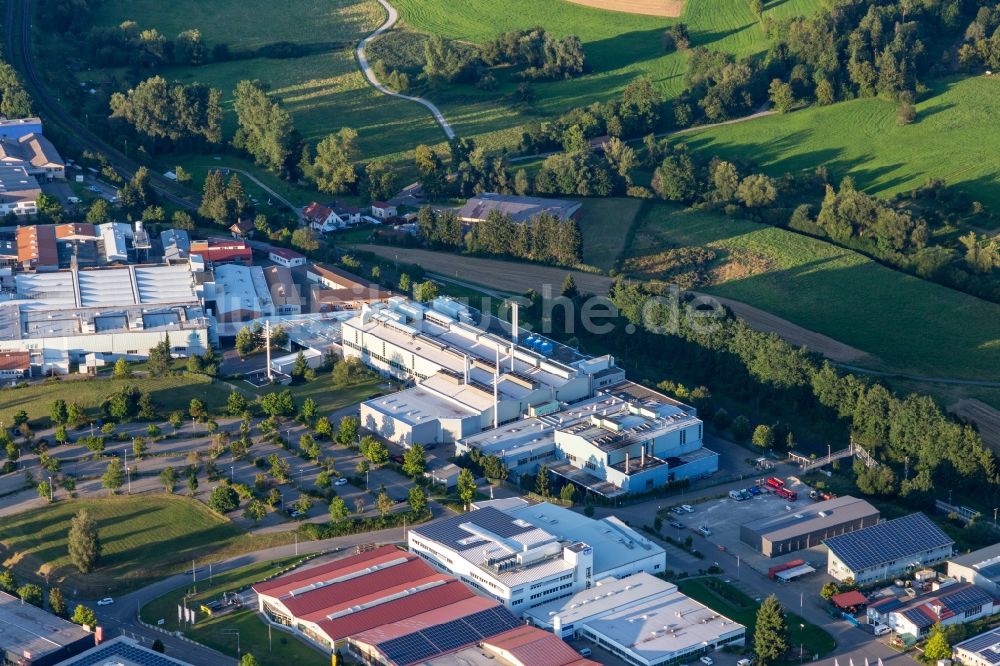 Luftaufnahme Rottweil - Werksgelände der MAHLE GmbH in Rottweil im Bundesland Baden-Württemberg, Deutschland