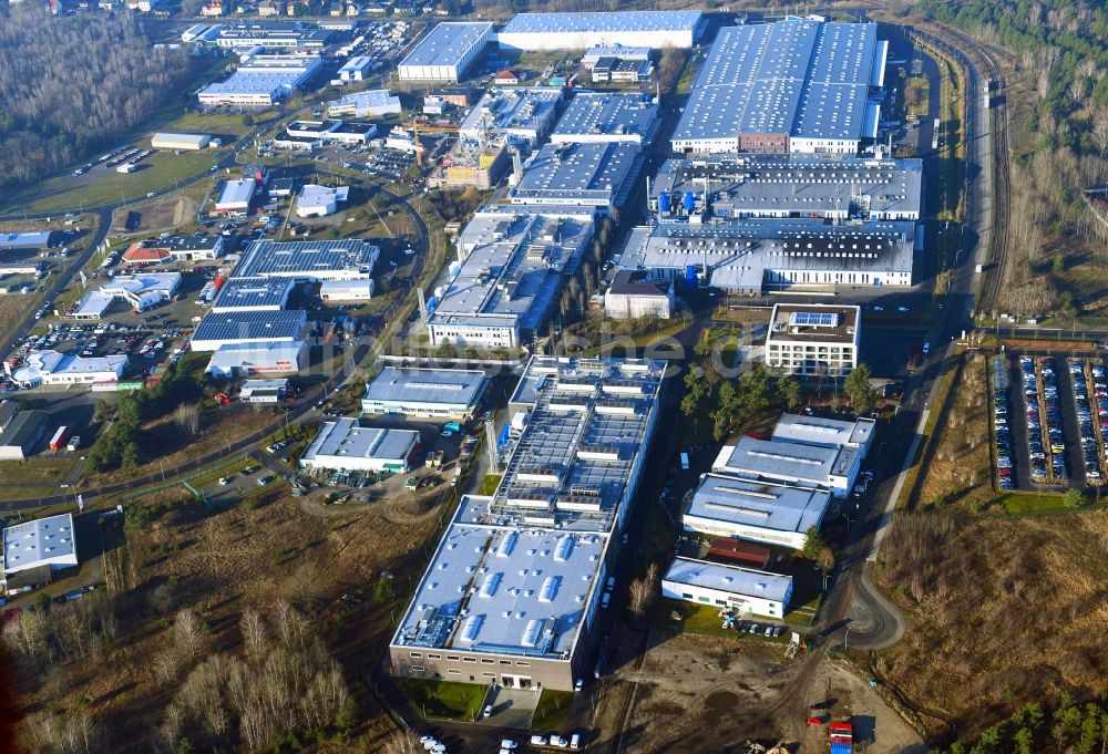 Luftaufnahme Oranienburg - Werksgelände der ORAFOL Europe GmbH in Oranienburg im Bundesland Brandenburg, Deutschland