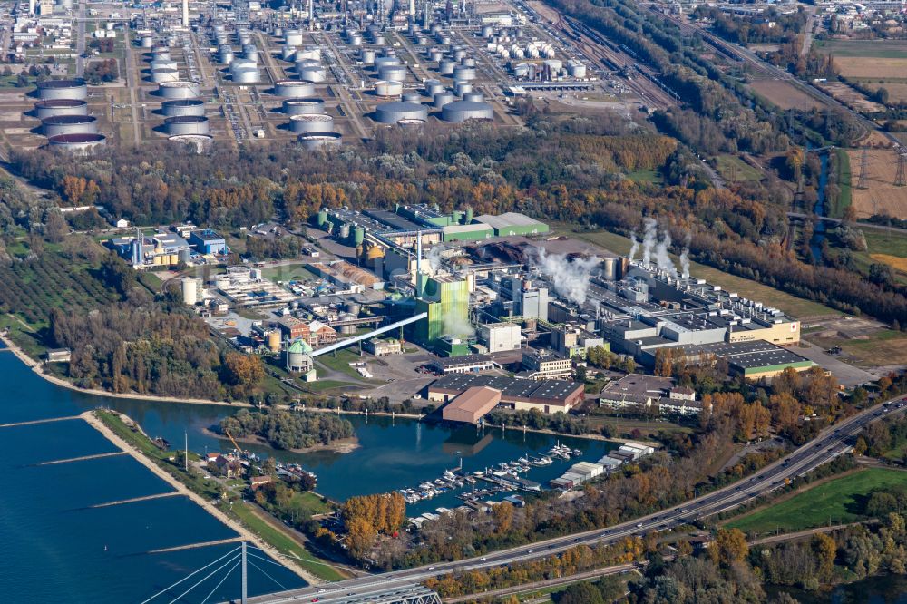 Luftaufnahme Karlsruhe - Werksgelände der Papierfabrik Stora Enso am Rhein in Karlsruhe im Bundesland Baden-Württemberg, Deutschland