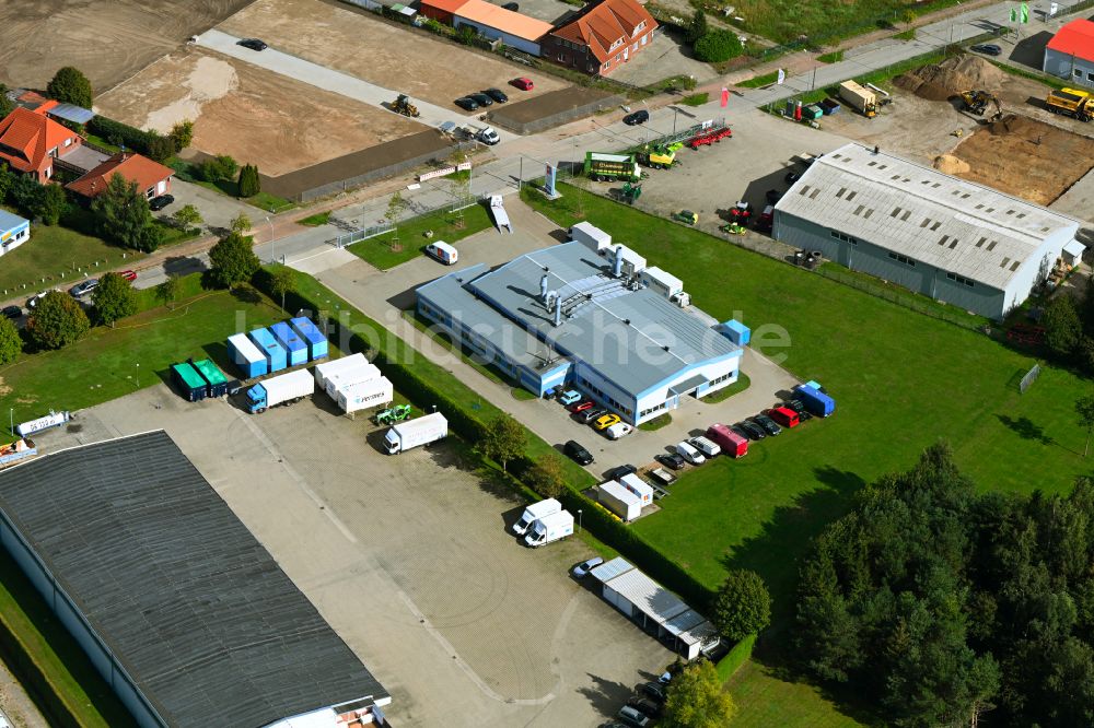 Demmin aus der Vogelperspektive: Werksgelände der peenelack GmbH & Co. KG in Demmin im Bundesland Mecklenburg-Vorpommern, Deutschland