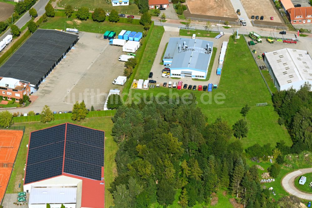 Demmin aus der Vogelperspektive: Werksgelände der peenelack GmbH & Co. KG in Demmin im Bundesland Mecklenburg-Vorpommern, Deutschland