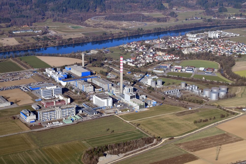 Luftaufnahme Sisseln - Werksgelände des Pharma-, Grundstoff- und Chemieproduzenten DSM Nutritional Products AG in Sisseln im Kanton Aargau, Schweiz