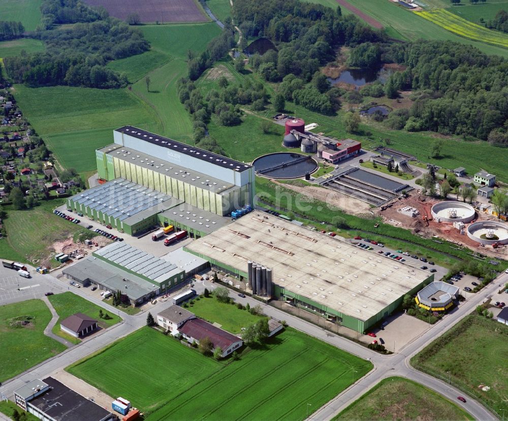 Neustadt von oben - Werksgelände SAUER - Polymertechnik im Ortsteil Haarbrücken in Neustadt im Bundesland Bayern, Deutschland