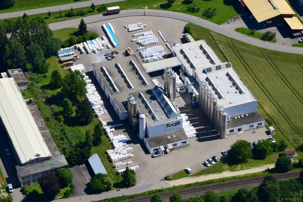 Grießen von oben - Werksgelände der Schaetti GmbH Kunststoffmahlwerk in Grießen im Bundesland Baden-Württemberg, Deutschland