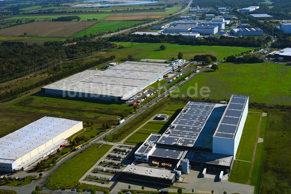Gallin aus der Vogelperspektive: Werksgelände der Schur Pack Germany GmbH in Gallin im Bundesland Mecklenburg-Vorpommern, Deutschland