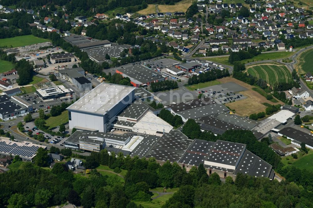 Luftaufnahme Sundern (Sauerland) - Werksgelände der SEVERIN Elektrogeräte GmbH in Sundern (Sauerland) im Bundesland Nordrhein-Westfalen, Deutschland