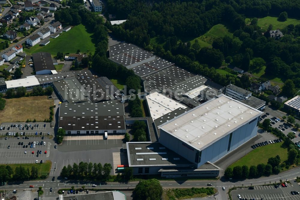 Sundern (Sauerland) von oben - Werksgelände der SEVERIN Elektrogeräte GmbH in Sundern (Sauerland) im Bundesland Nordrhein-Westfalen, Deutschland