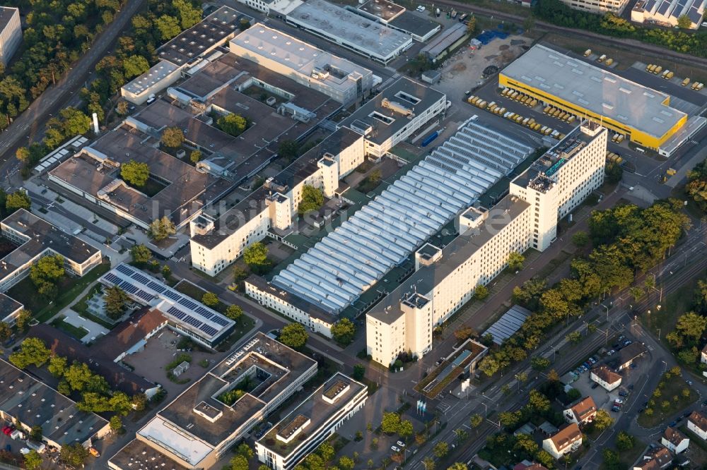 Luftbild Karlsruhe - Werksgelände Siemens im Ortsteil Knielingen in Karlsruhe im Bundesland Baden-Württemberg, Deutschland