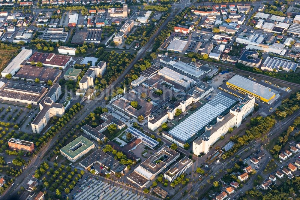 Luftaufnahme Karlsruhe - Werksgelände Siemens im Ortsteil Knielingen in Karlsruhe im Bundesland Baden-Württemberg, Deutschland