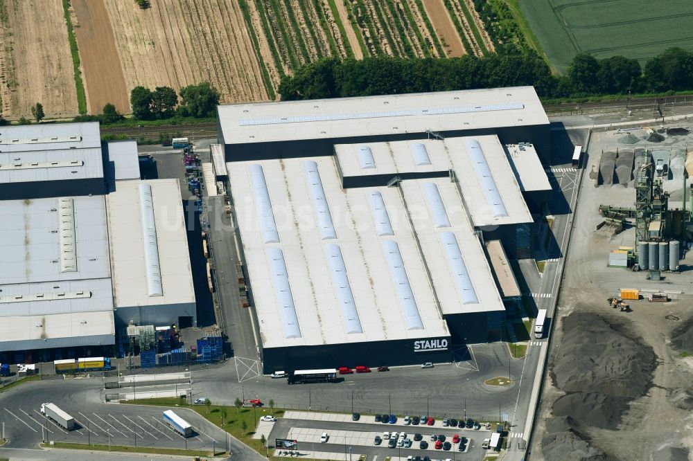 Gera von oben - Werksgelände der STAHLO Stahlservice GmbH & Co. KG in Gera im Bundesland Thüringen, Deutschland