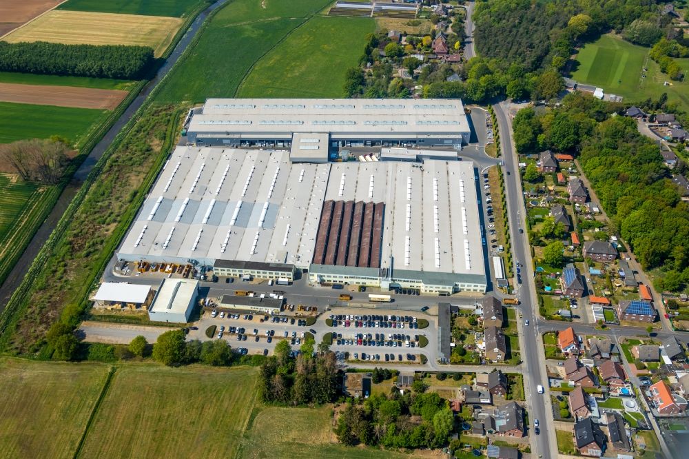 Isselburg von oben - Werksgelände der TROX GmbH in Isselburg im Bundesland Nordrhein-Westfalen, Deutschland