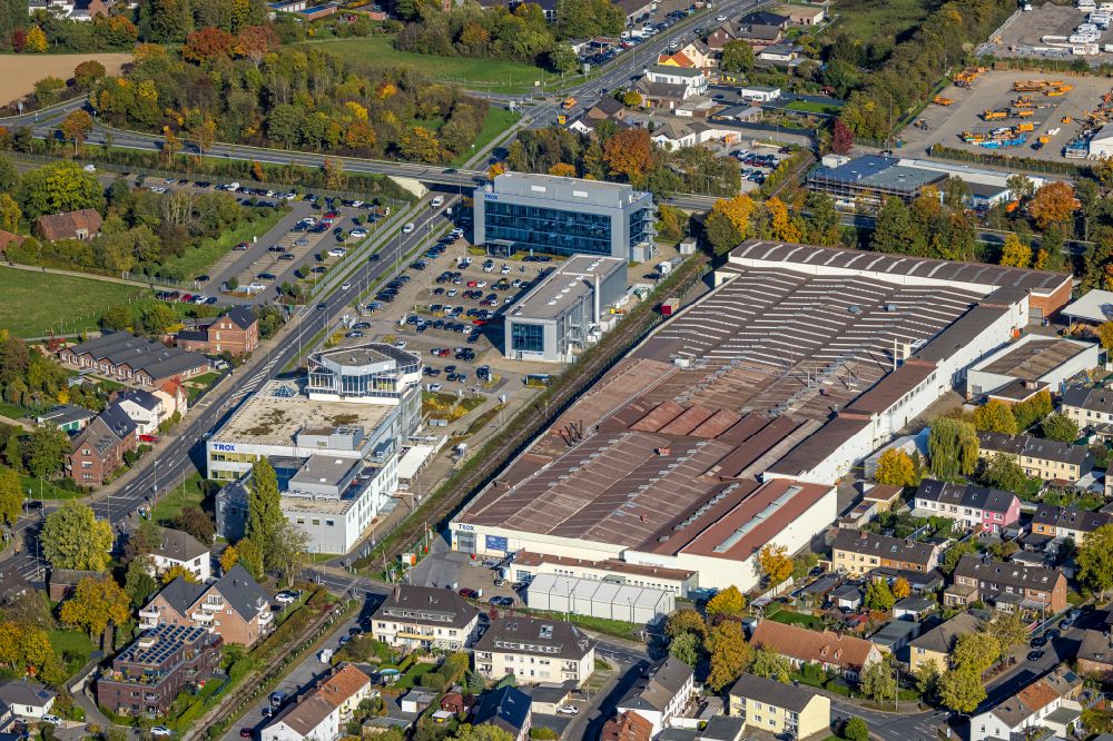 Luftbild Neukirchen-Vluyn - Werksgelände der Trox GmbH im Ortsteil Vluyn in Neukirchen-Vluyn im Bundesland Nordrhein-Westfalen, Deutschland