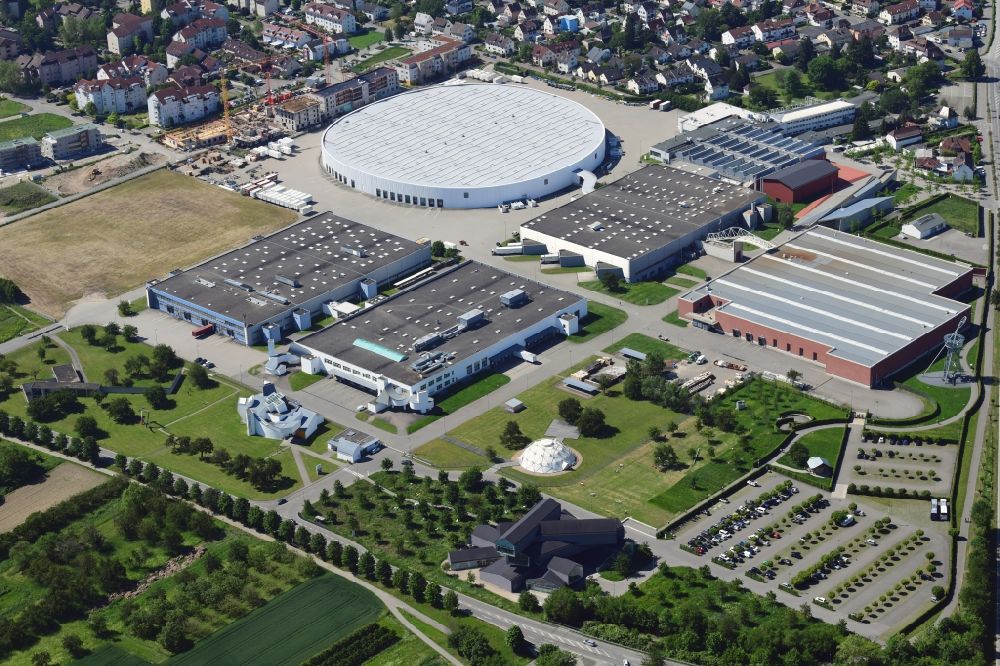 Luftaufnahme Weil am Rhein - Werksgelände und Vitra Architekturpark in Weil am Rhein im Bundesland Baden-Württemberg