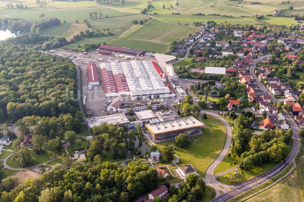 Rheinau von oben - Werksgelände der WeberHaus GmbH & Co. KG im Ortsteil Linx in Rheinau im Bundesland Baden-Württemberg, Deutschland