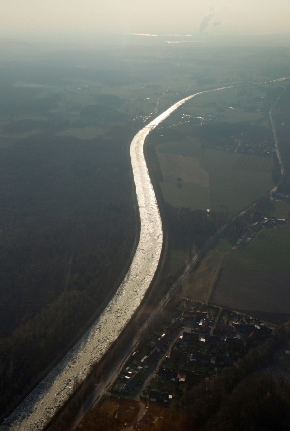 Schermbeck von oben - Wesel-Datteln-Kanal bei Schermbeck im Bundesland Nordrhein-Westfalen