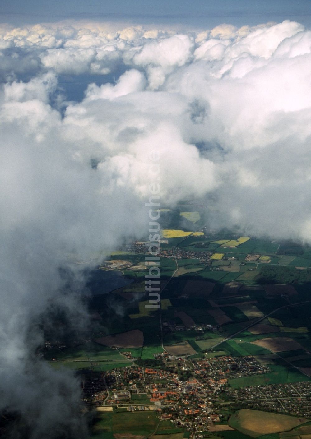 Broager aus der Vogelperspektive: Wetterlage mit Wolkenbildung in Broager in Region Syddanmark, Dänemark