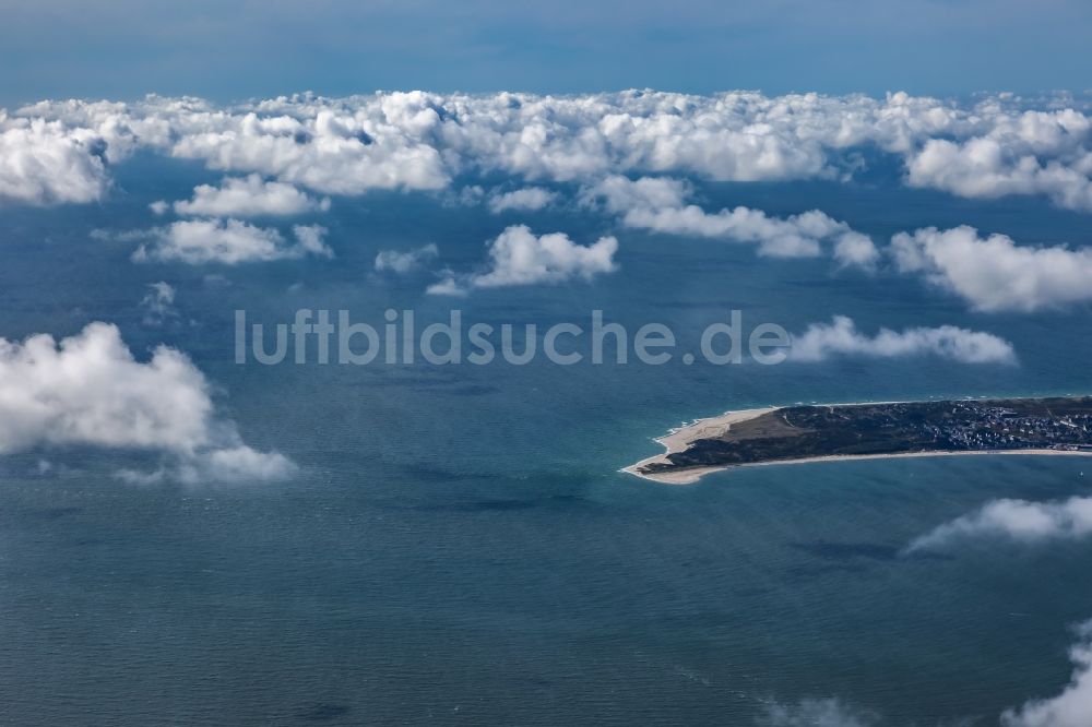 Hörnum (Sylt) aus der Vogelperspektive: Wetterlage mit Wolkenbildung in Hörnum (Sylt) im Bundesland Schleswig-Holstein, Deutschland