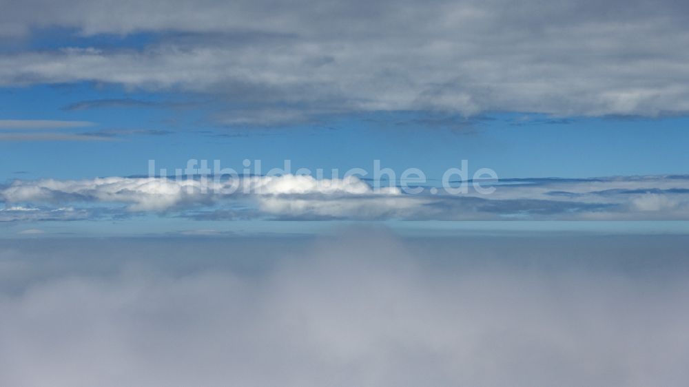 Mindelheim von oben - Wetterlage mit Wolkenbildung in Mindelheim im Bundesland Bayern, Deutschland