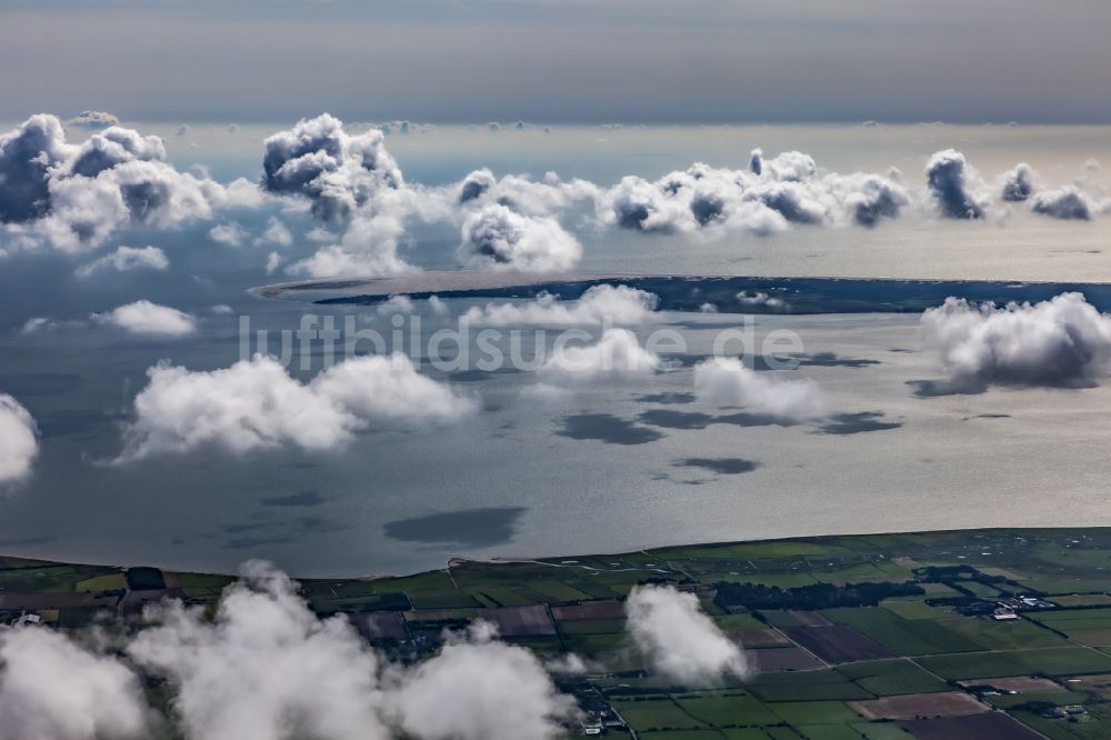 Luftbild Nieblum - Wetterlage mit Wolkenbildung in Nieblum im Bundesland Schleswig-Holstein, Deutschland