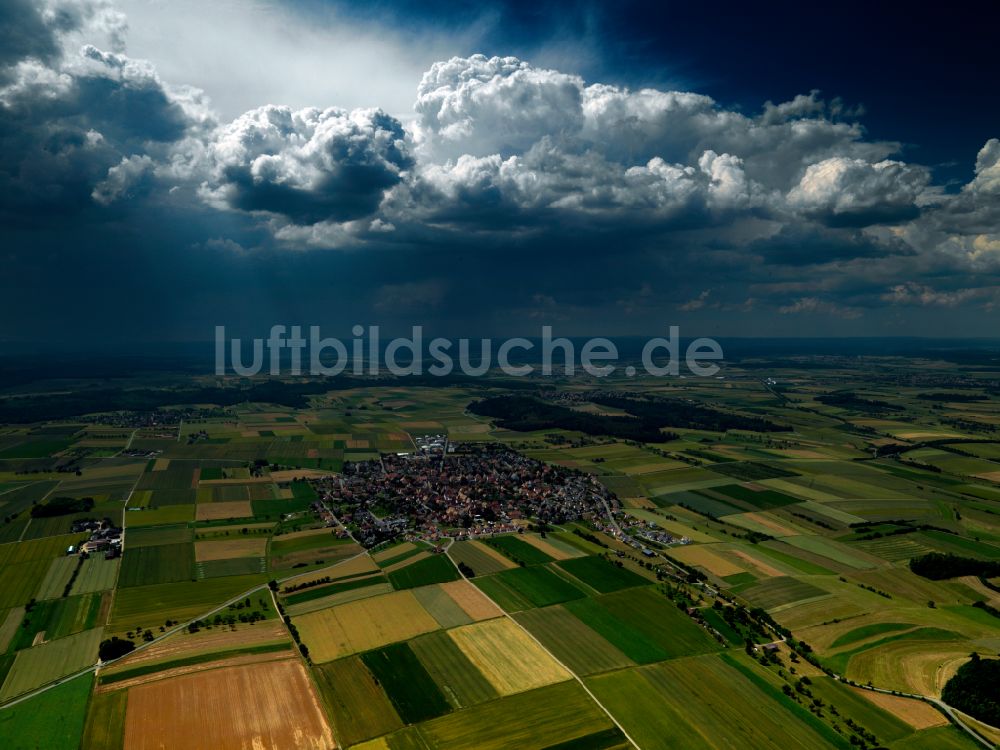 Remmingsheim von oben - Wetterlage mit Wolkenbildung in Remmingsheim im Bundesland Baden-Württemberg, Deutschland