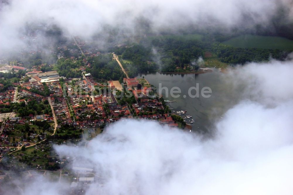 Rheinsberg von oben - Wetterlage mit Wolkenbildung in Rheinsberg im Bundesland Brandenburg, Deutschland