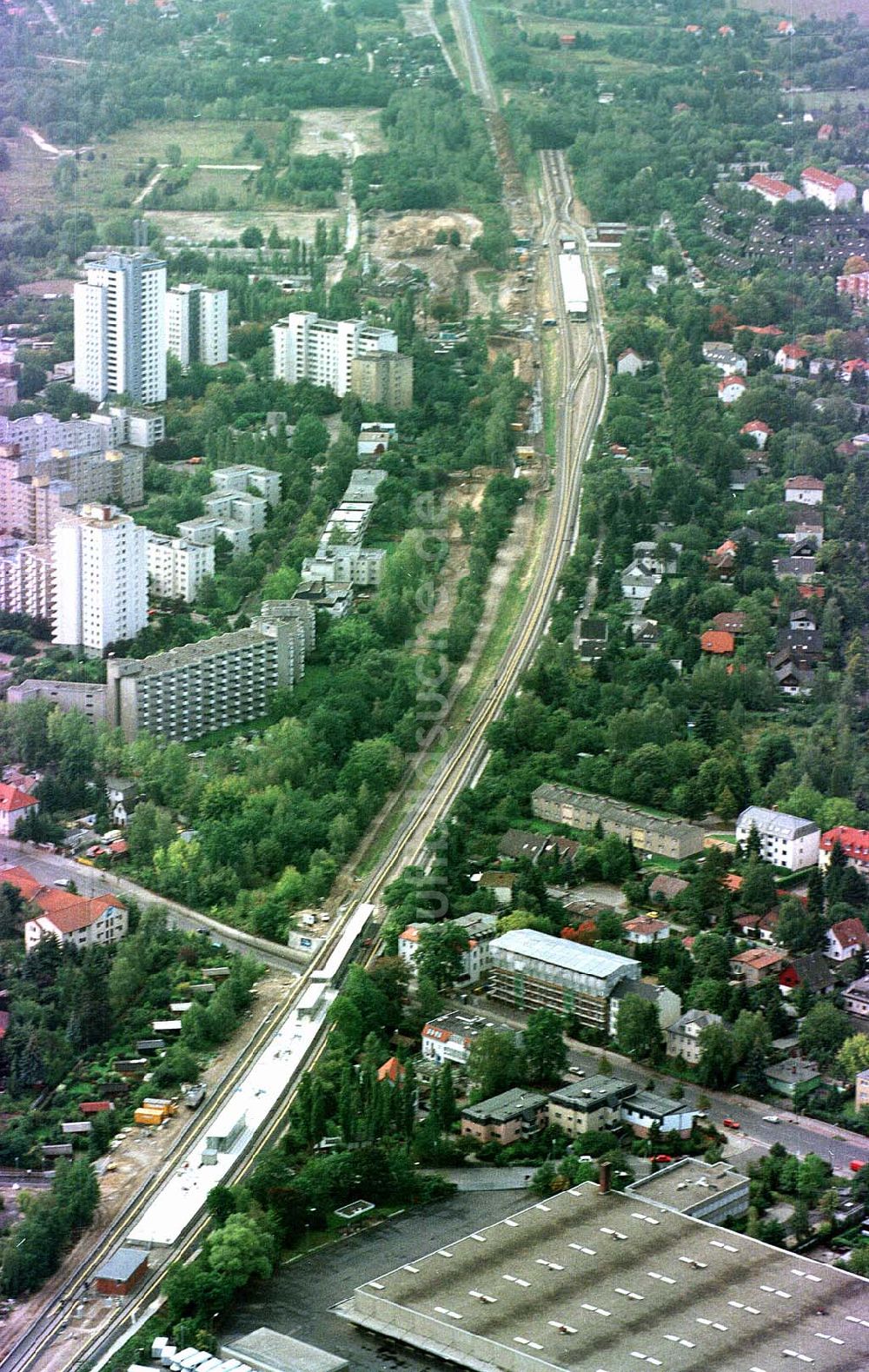 Berlin - Lichterfelde von oben - Wiedererrichtete S-Bahnstrecke Lichterfelde-Ost - Osdorfer Straße - Lichterfelde-Süd.