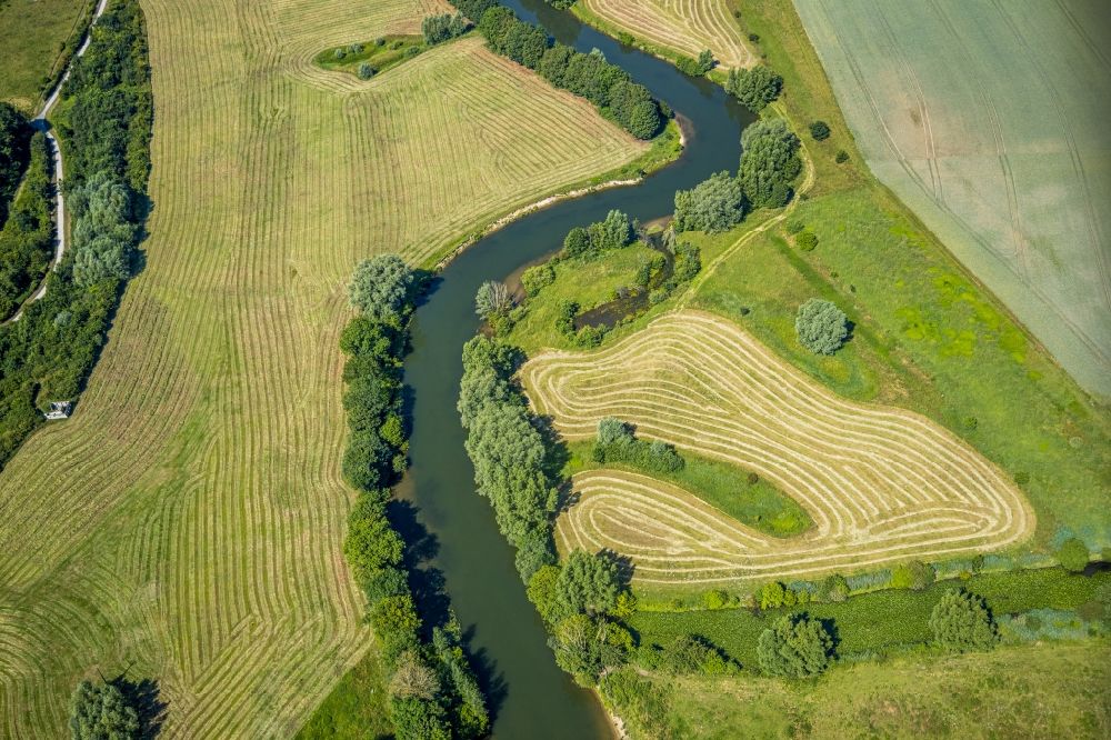 Luftbild Dolberg - Wiesen- Landschaft des Lippe Flußverlaufes in Dolberg im Bundesland Nordrhein-Westfalen, Deutschland