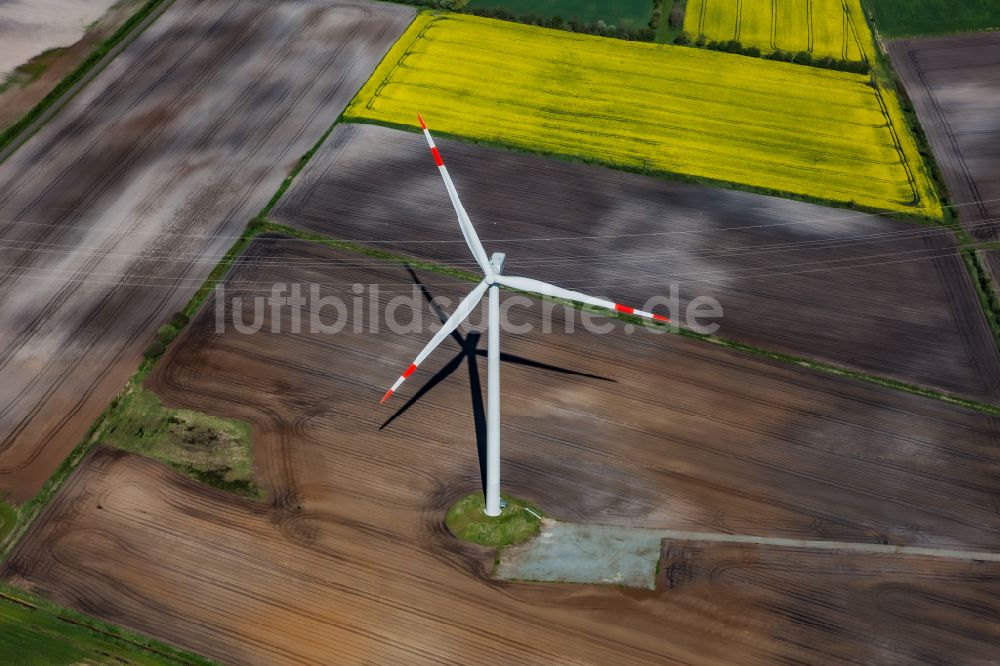 Handewitt von oben - Windenergieanlage ( WEA ) auf einem Feld in Handewitt im Bundesland Schleswig-Holstein, Deutschland
