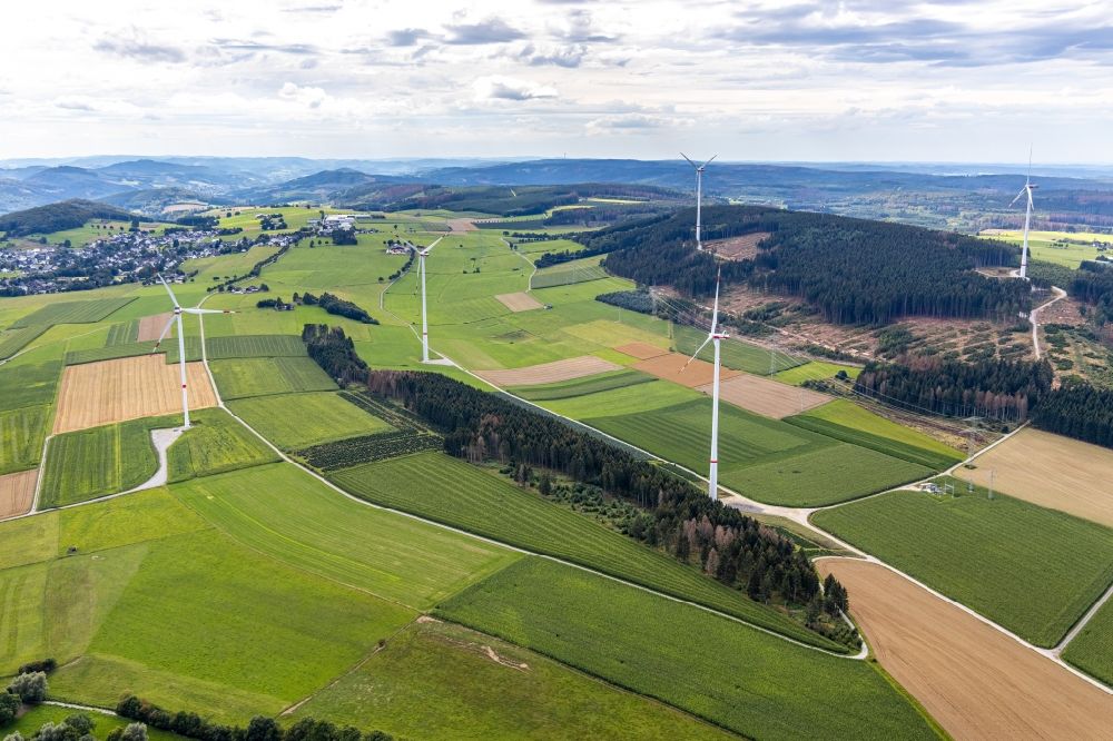 Luftbild Altenbüren - Windenergieanlagen (WEA) - Windrad- auf einem Feld in Altenbüren im Bundesland Nordrhein-Westfalen, Deutschland