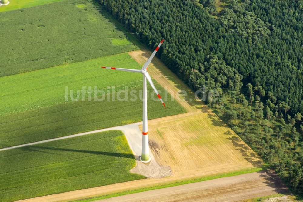 Deinste von oben - Windenergieanlagen (WEA) - Windrad- auf einem Feld in Deinste im Bundesland Niedersachsen, Deutschland