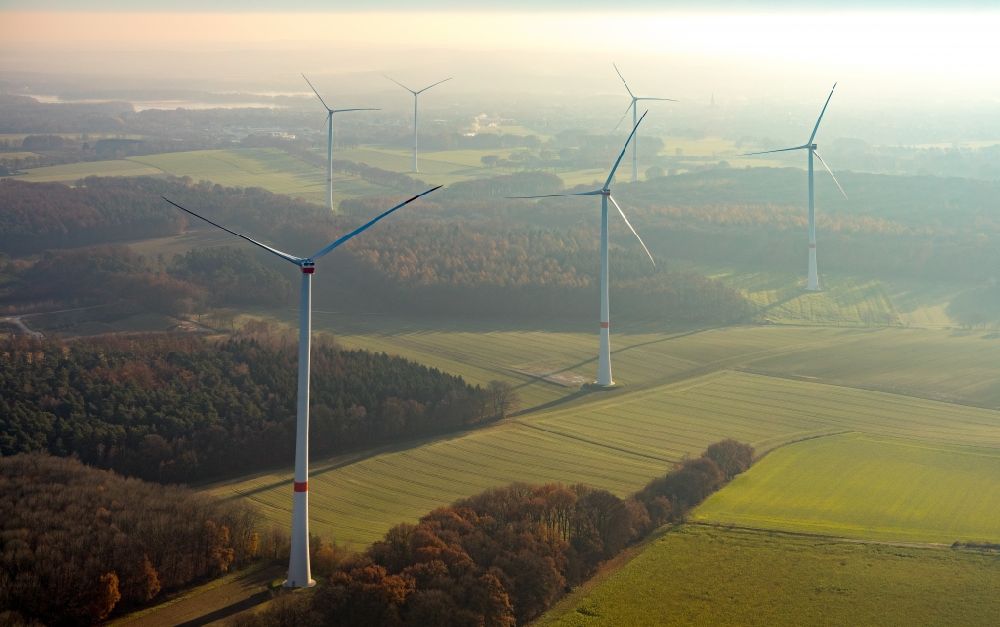 Luftbild Lavesum - Windenergieanlagen (WEA) - Windrad- auf einem Feld in Lavesum im Bundesland Nordrhein-Westfalen, Deutschland