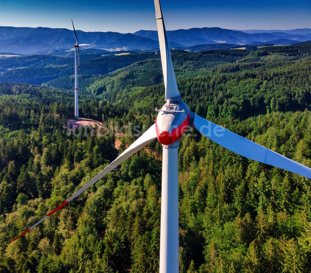 Luftbild Biederbach - Windenergieanlagen (WEA) - Windrad- in einem Waldstück in Biederbach im Bundesland Baden-Württemberg, Deutschland
