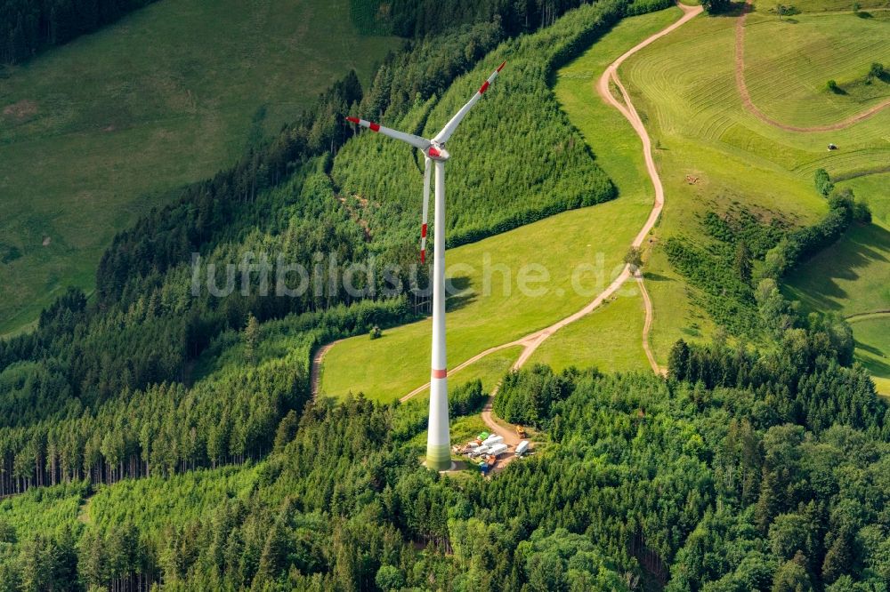 Luftbild Waldkirch - Windenergieanlagen (WEA) - Windrad- in einem Waldstück in Waldkirch im Bundesland Baden-Württemberg, Deutschland