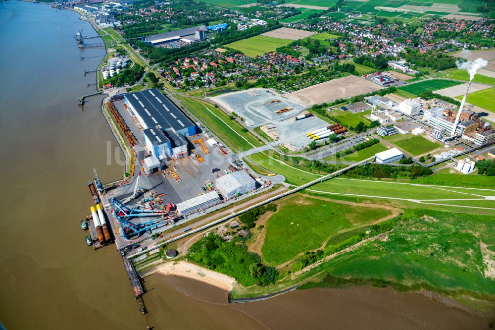Nordenham von oben - Windrad- Montage und Produktionsstätte am Ufer der Weser in Nordenham im Bundesland Niedersachsen, Deutschland